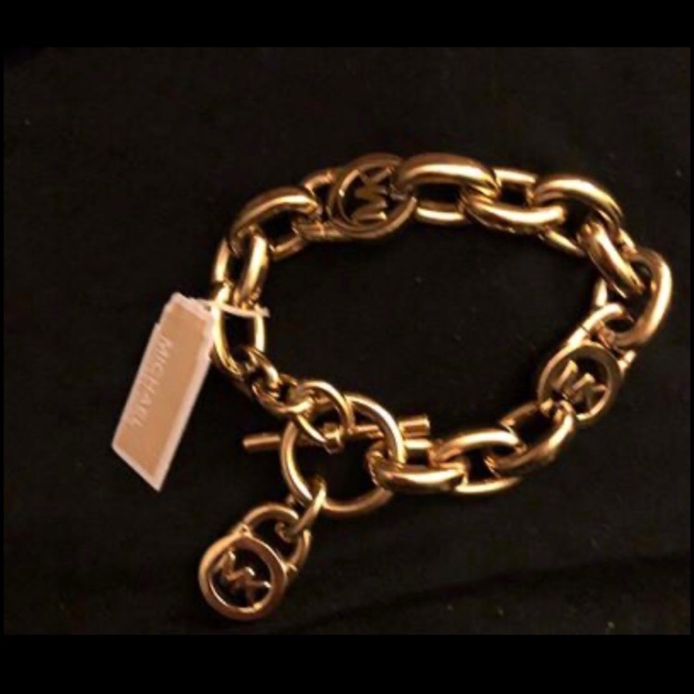 Micheal kors bracelet